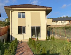 Maison 4 chambres à vendre dans Popesti, zone Centru