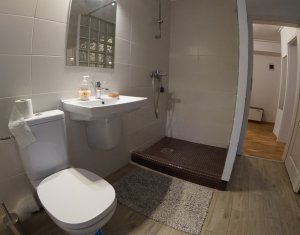 Appartement 3 chambres à vendre dans Cluj-napoca, zone Manastur