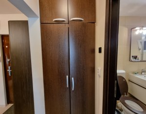 Appartement 3 chambres à vendre dans Cluj-napoca, zone Zorilor