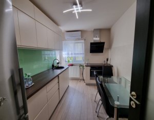Appartement 3 chambres à vendre dans Cluj-napoca, zone Zorilor