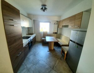 Appartement 3 chambres à louer dans Cluj-napoca, zone Centru