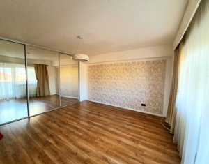 Appartement 3 chambres à louer dans Cluj-napoca, zone Centru