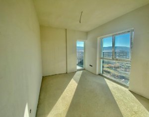 Lakás 3 szobák eladó on Floresti