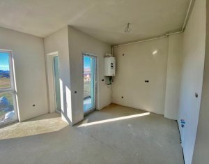 Lakás 3 szobák eladó on Floresti