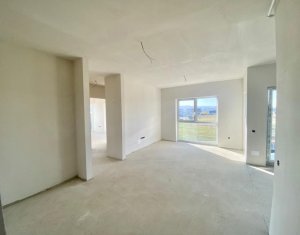 Lakás 3 szobák eladó on Floresti