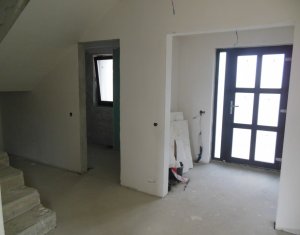 Ház 4 szobák eladó on Dezmir