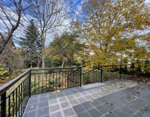 Ház 8 szobák kiadó on Cluj-napoca, Zóna Andrei Muresanu