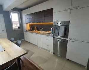 , 80m2 dans Floresti