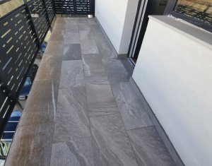 Lakás 2 szobák eladó on Floresti