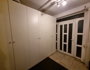 Apartment 4 rooms for sale in Cluj-napoca, zone Dambul Rotund