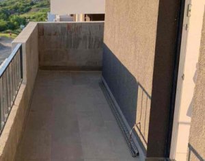 Ház 4 szobák eladó on Dezmir