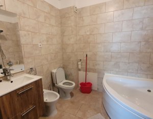 Lakás 3 szobák kiadó on Floresti