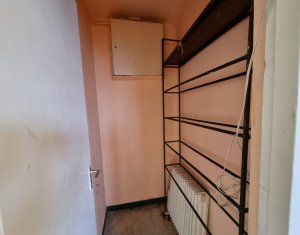 Lakás 4 szobák eladó on Cluj-napoca, Zóna Manastur