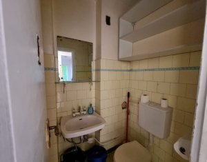 Lakás 4 szobák eladó on Cluj-napoca, Zóna Manastur