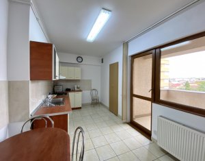 Appartement 3 chambres à louer dans Cluj-napoca, zone Marasti