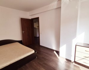 Lakás 3 szobák eladó on Floresti