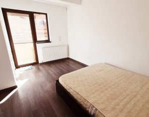 Lakás 3 szobák eladó on Floresti