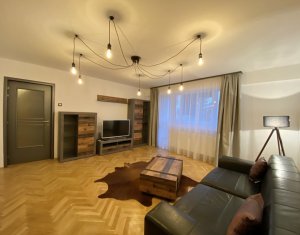 Appartement 3 chambres à louer dans Cluj-napoca, zone Manastur