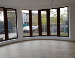 Maison 4 chambres à vendre dans Cluj-napoca, zone Borhanci
