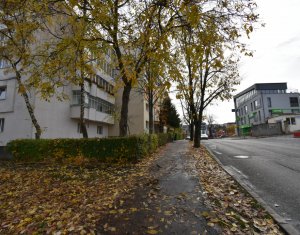 Lakás 4 szobák eladó on Cluj-napoca, Zóna Zorilor