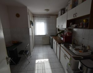 Lakás 4 szobák eladó on Cluj-napoca, Zóna Zorilor