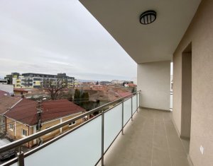 Appartement 3 chambres à louer dans Cluj-napoca, zone Centru