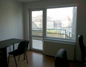 Inchiriere casa 140mp, singur in curte, 4 parcari, Piata Cipariu 