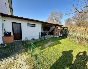 Ház 4 szobák eladó on Floresti