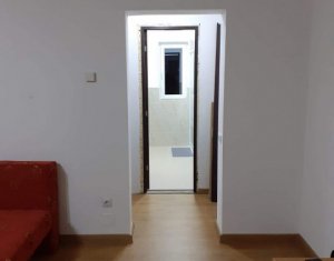 Lakás 2 szobák eladó on Floresti