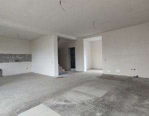 Ház 4 szobák eladó on Chinteni