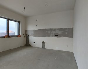 Ház 4 szobák eladó on Chinteni