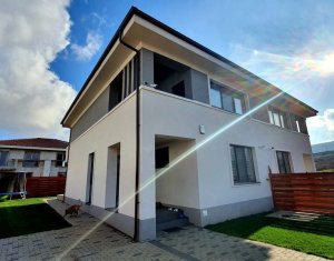 Ház 4 szobák eladó on Chinteni