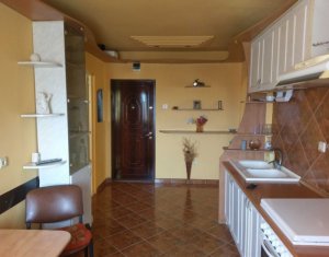 Appartement 4 chambres à vendre dans Cluj-napoca, zone Marasti