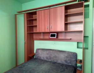 Appartement 4 chambres à vendre dans Cluj-napoca, zone Marasti