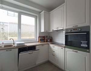 Ház 4 szobák eladó on Dezmir, Zóna Centru