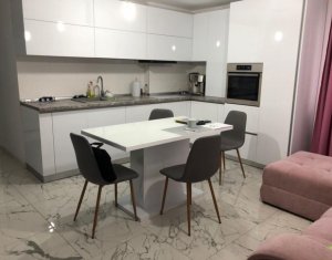 Lakás 3 szobák eladó on Floresti