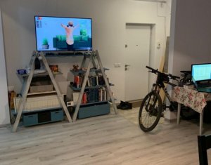 Lakás 2 szobák eladó on Floresti