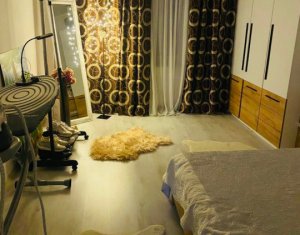 Lakás 3 szobák eladó on Floresti