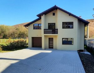 Ház 4 szobák eladó on Corusu