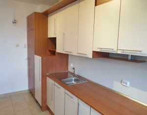Appartement 3 chambres à vendre dans Cluj-napoca, zone Andrei Muresanu
