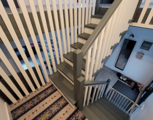 Ház 5 szobák eladó on Chinteni, Zóna Centru