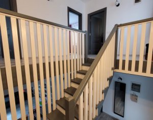 Ház 5 szobák eladó on Chinteni, Zóna Centru