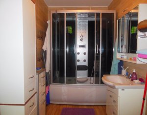 Lakás 3 szobák kiadó on Floresti