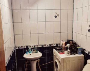 Lakás 4 szobák eladó on Cluj-napoca, Zóna Manastur