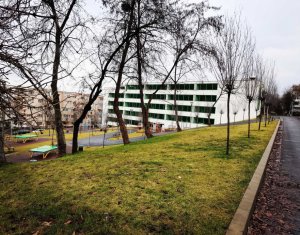 Lakás 4 szobák eladó on Cluj-napoca, Zóna Manastur