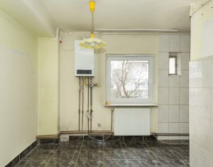 Lakás 4 szobák eladó on Cluj-napoca, Zóna Marasti