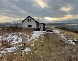 Telek eladó on Vlaha