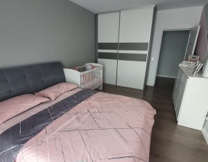 Lakás 4 szobák eladó on Floresti