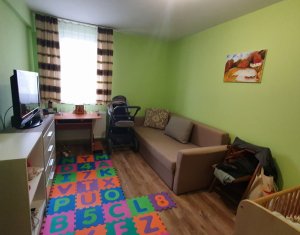 Lakás 3 szobák eladó on Floresti