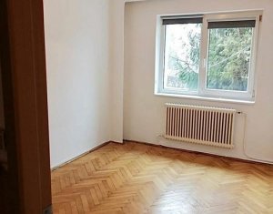 Appartement 3 chambres à vendre dans Cluj-napoca, zone Manastur
